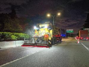 廣州 夜間超90%濕度2小時通車！ 快開微表處突破極限